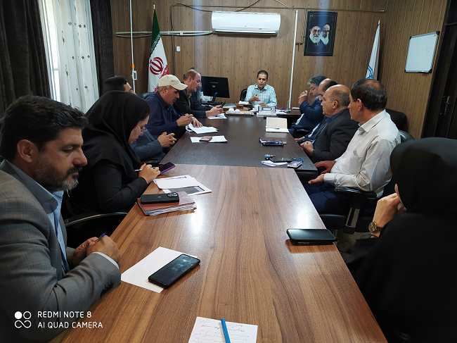 منع تبلیغ کالاهای آسیب رسان موضوع نشست مرکز سیاستگذاری سلامت دانشگاه